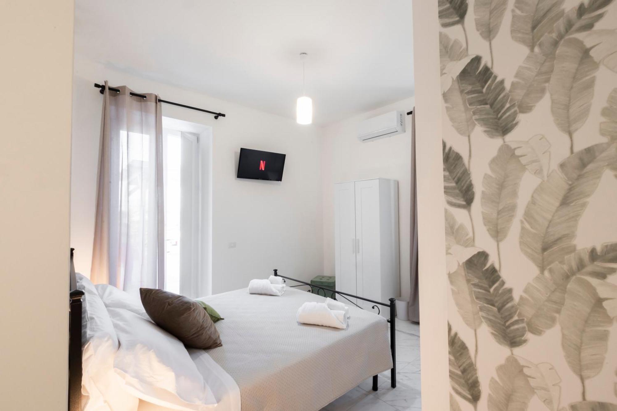 Cientopera Suite Rooms Pontecagnano Faiano Buitenkant foto