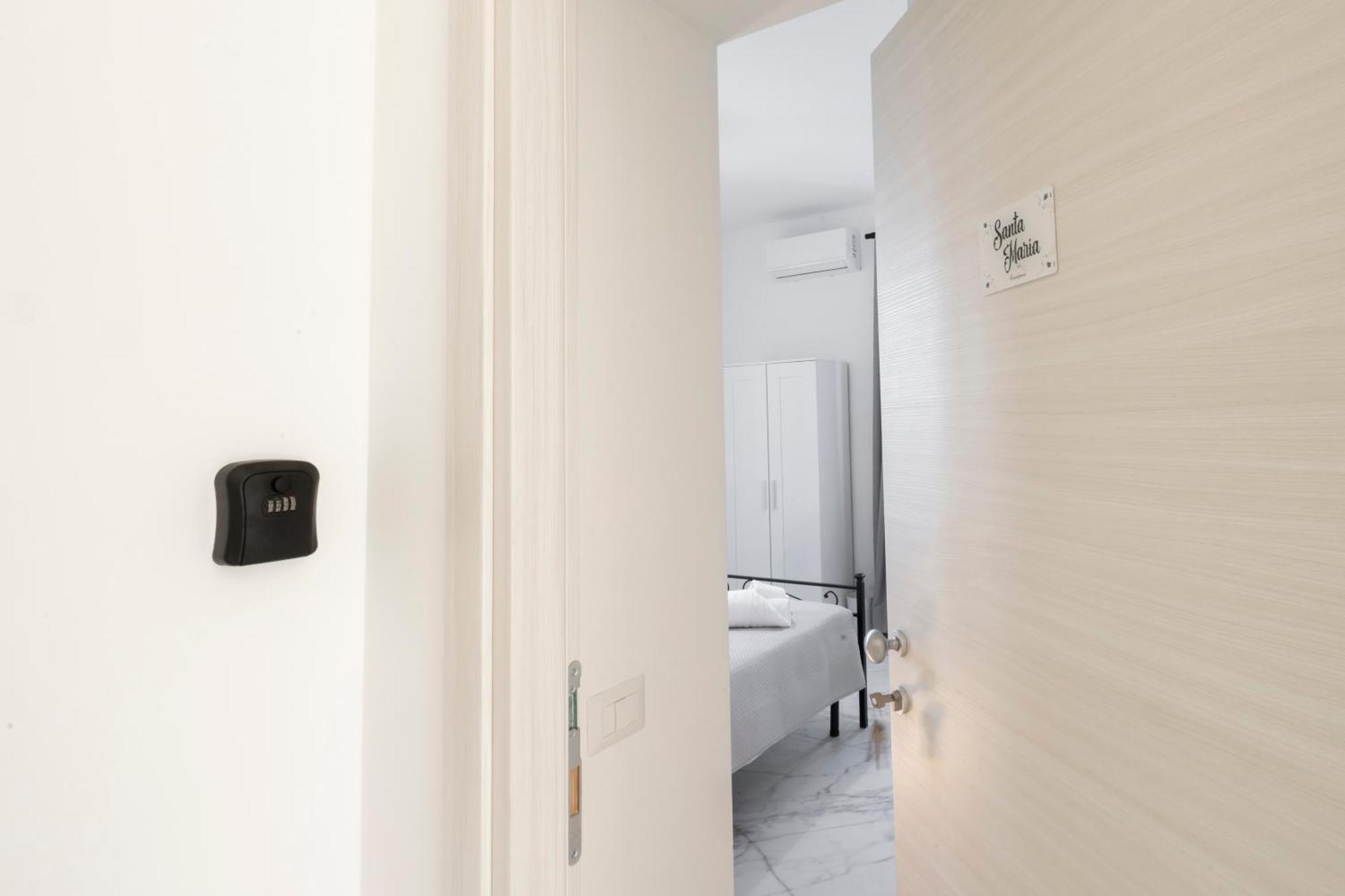 Cientopera Suite Rooms Pontecagnano Faiano Buitenkant foto