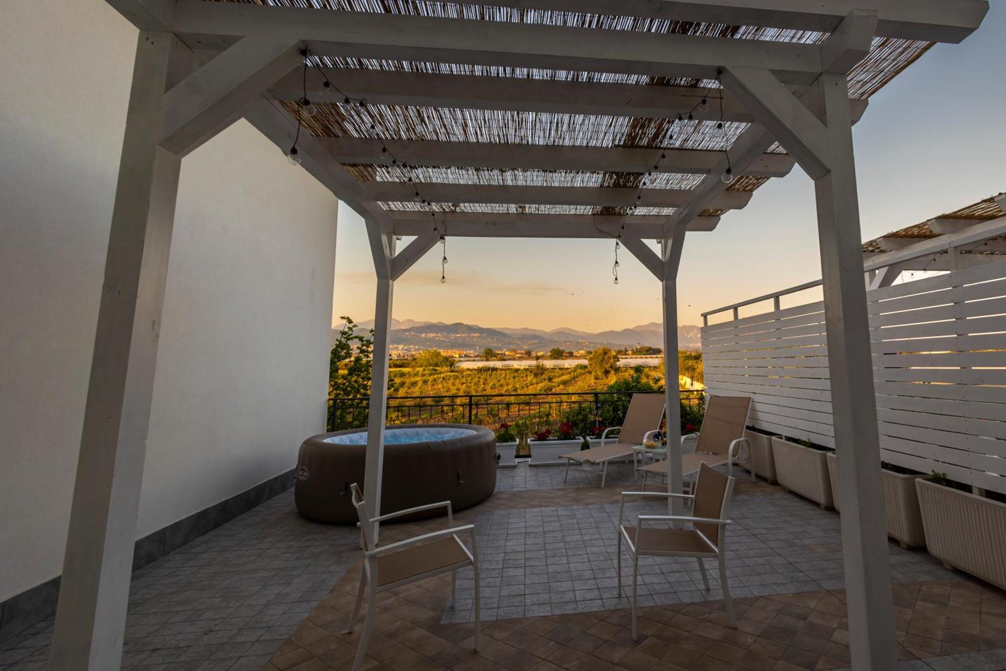 Cientopera Suite Rooms Pontecagnano Faiano Buitenkant foto