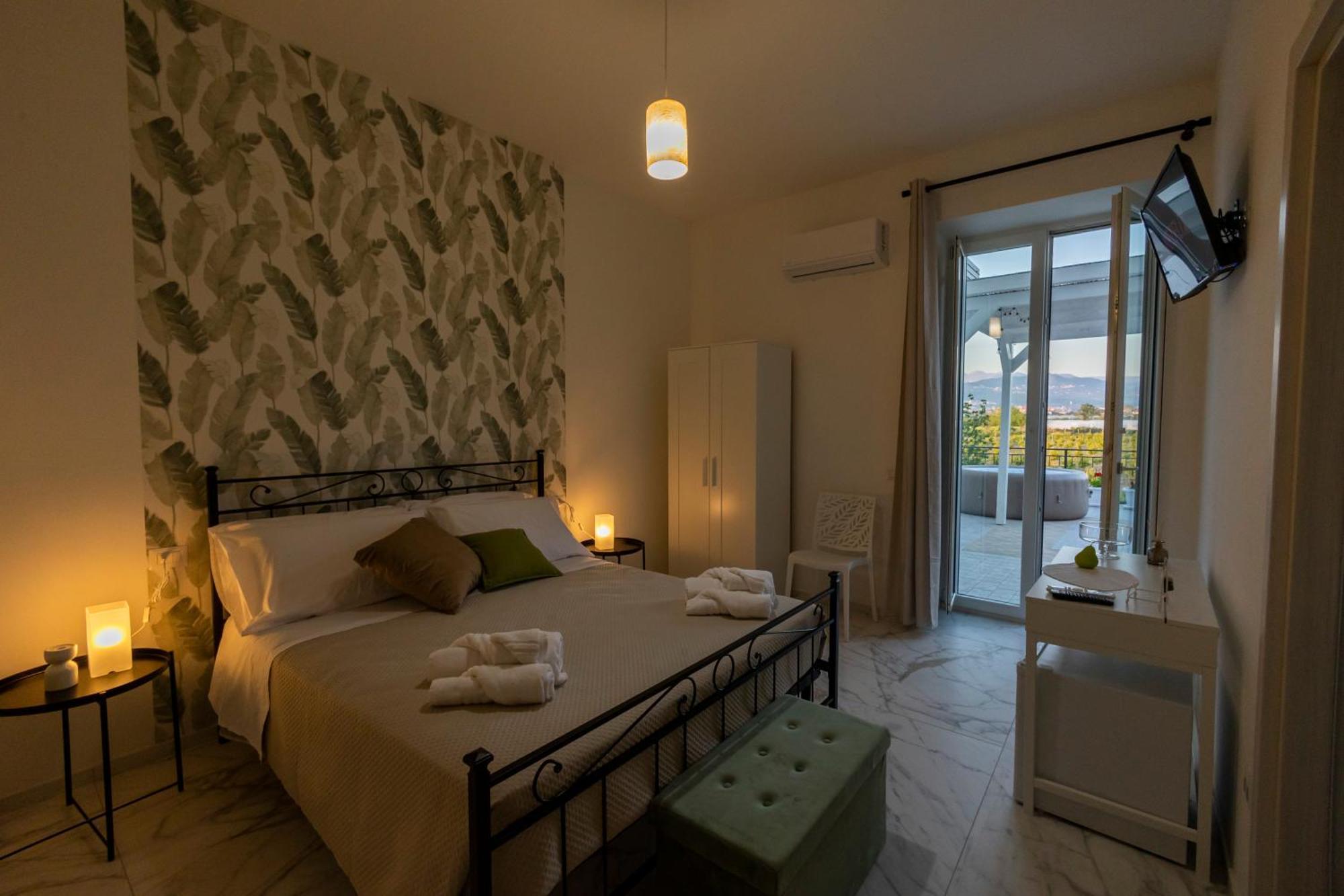 Cientopera Suite Rooms Pontecagnano Faiano Buitenkant foto