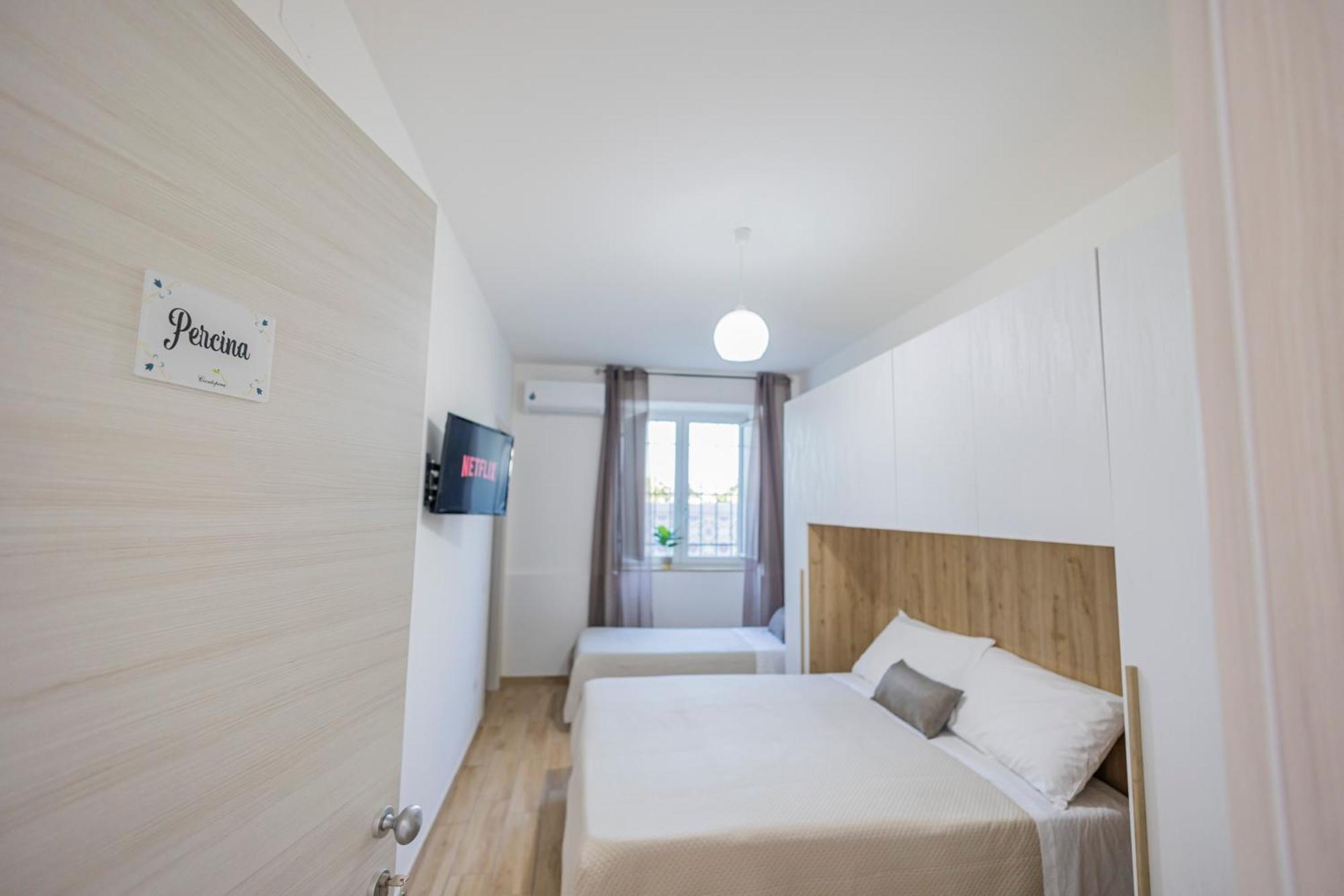 Cientopera Suite Rooms Pontecagnano Faiano Buitenkant foto