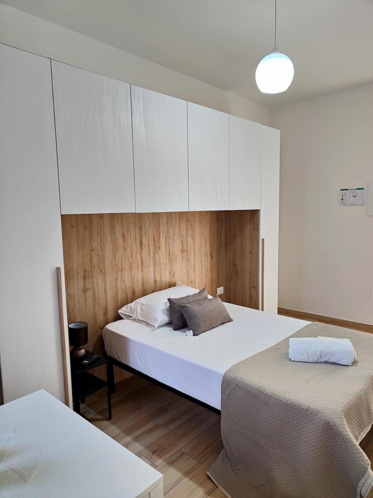 Cientopera Suite Rooms Pontecagnano Faiano Buitenkant foto