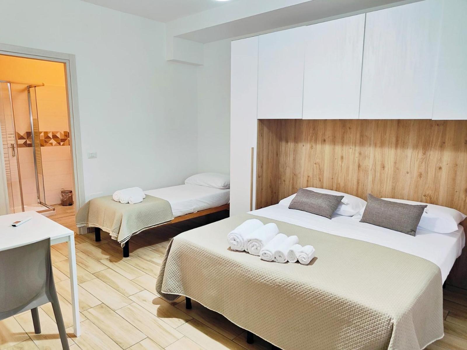 Cientopera Suite Rooms Pontecagnano Faiano Buitenkant foto